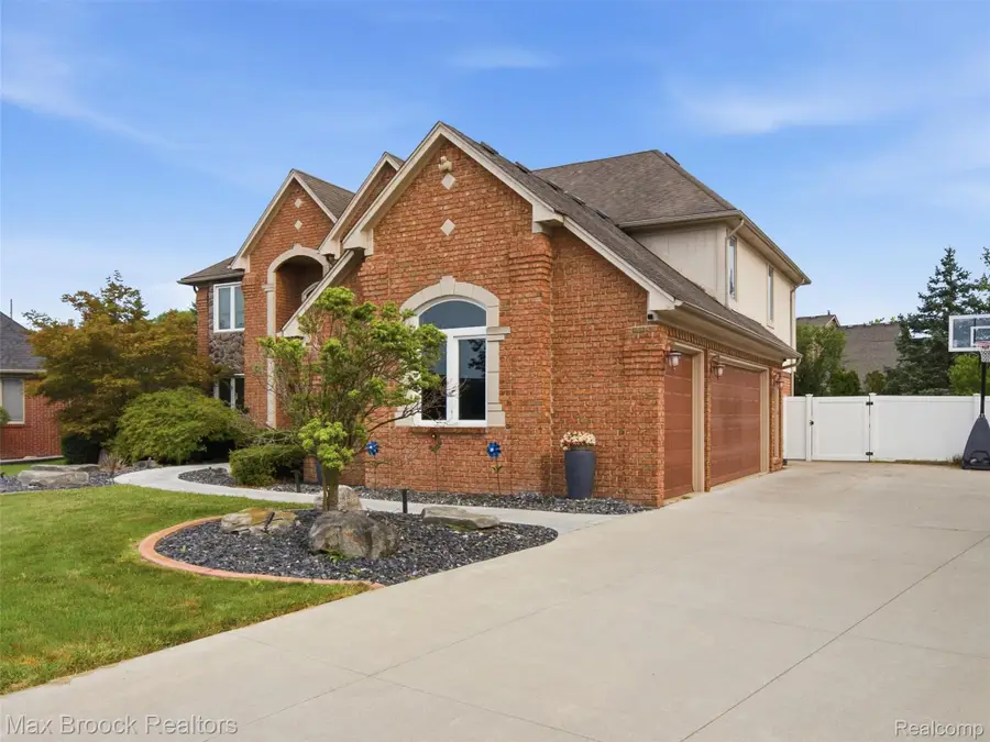 15291 Dorothy Drive, Macomb, MI 48042 - #3