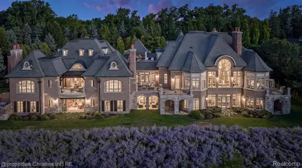 2756 Turtle Bluff Drive, BloomfieldHills, MI 48302