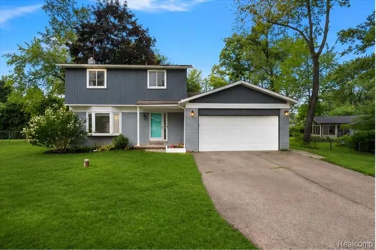 4256 Highland Court, West Bloomfield, MI 48323 - #1