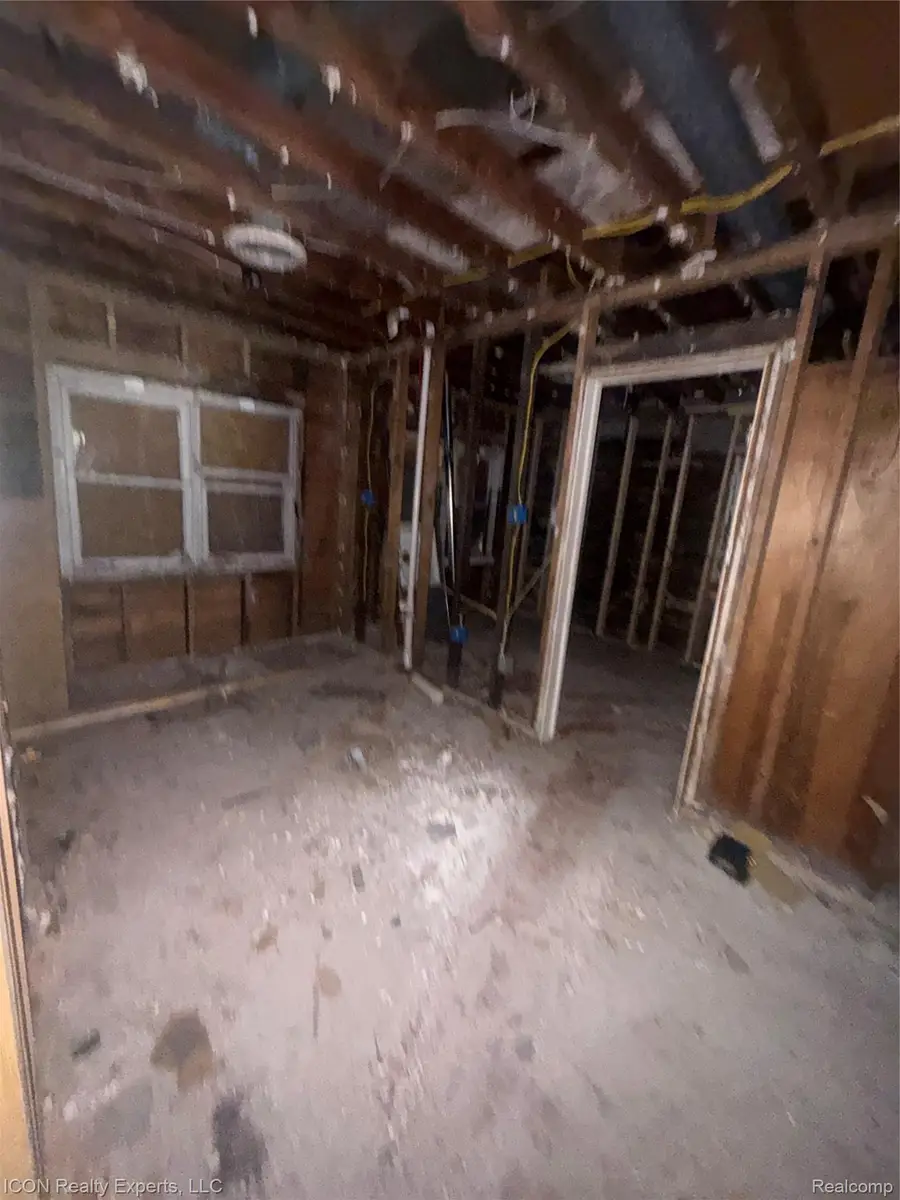 13924 Lumpkin Street, Hamtramck, MI 48212 - #3