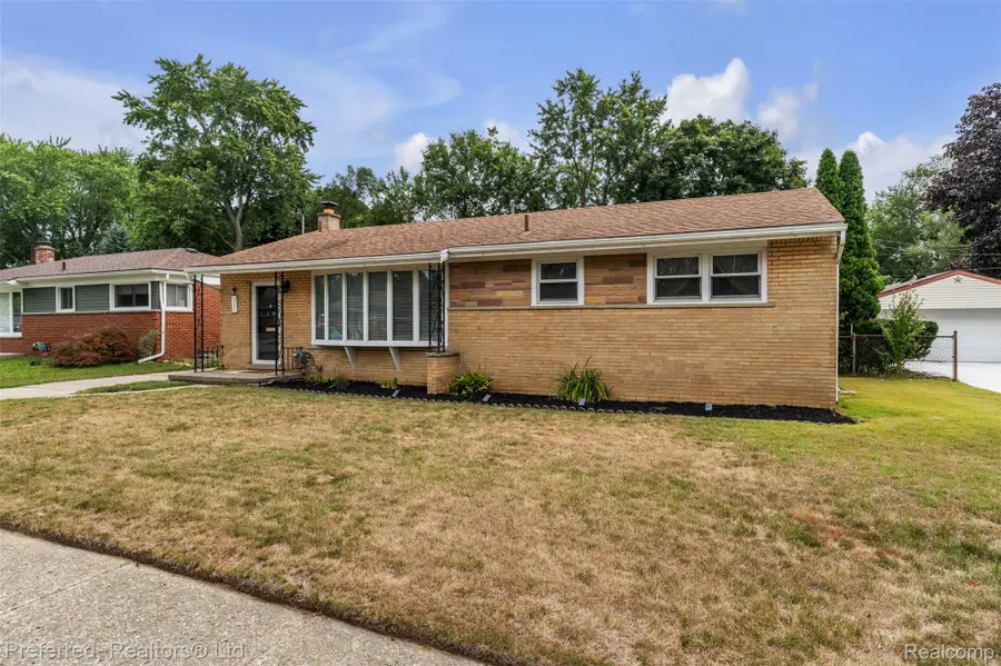 3177 Treadwell Street, Wayne, MI 48184 - #2