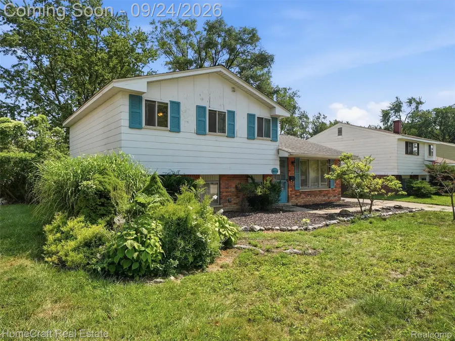 14156 Sunbury Street, Livonia, MI 48154 - #3
