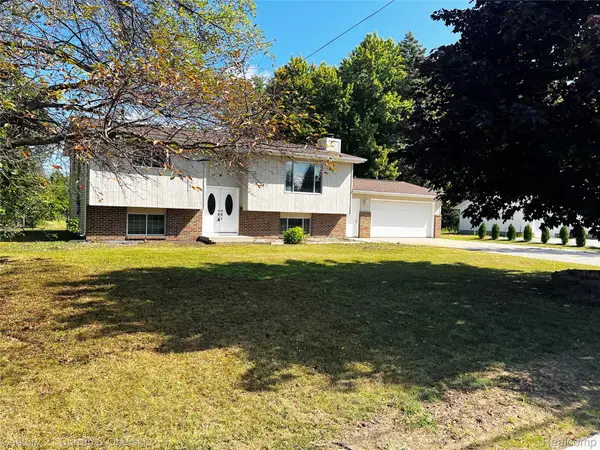 1954 W Midland Road, Auburn, MI 48611
