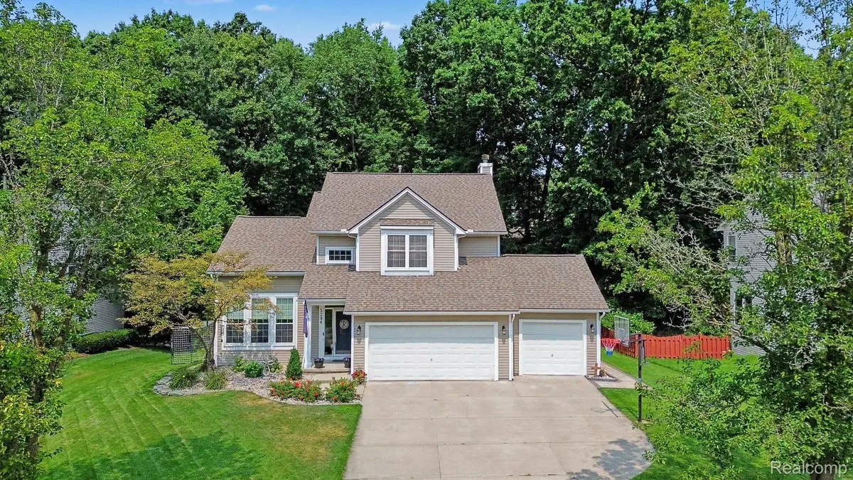 5294 Glenwood Creek, Clarkston, MI 48348 - #1