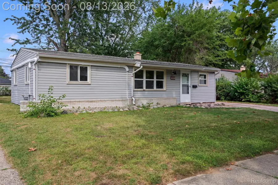 1420 S Carlson Street, Westland, MI 48186 - #3
