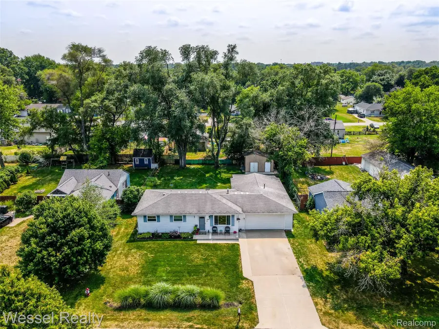 2444 Howe Street, Utica, MI 48317 - #3
