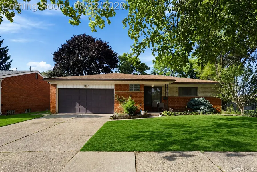 5383 Gerald Street, Warren, MI 48092 - #2