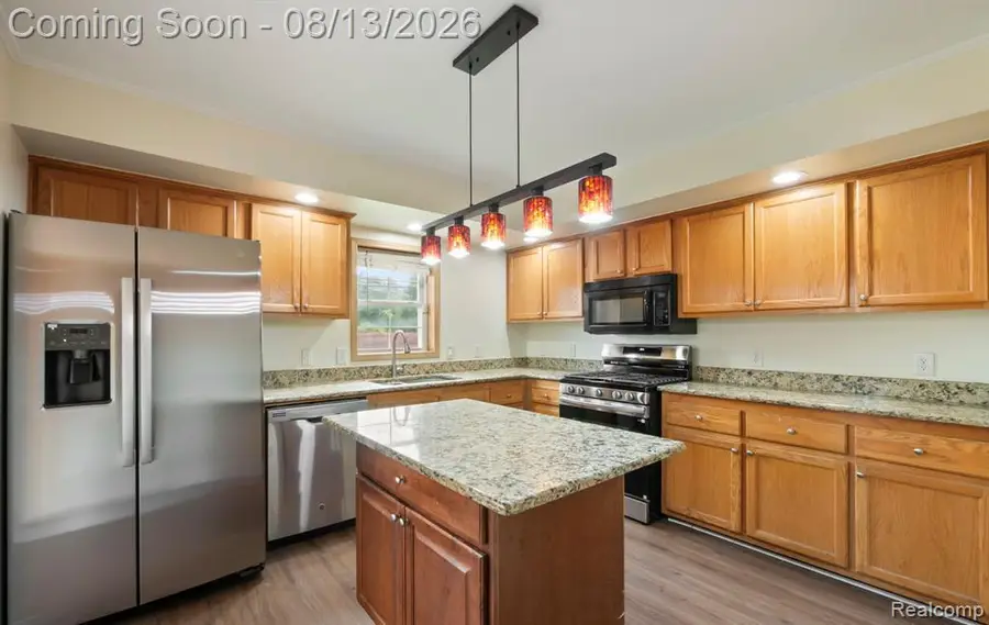 2018 John R Road, Troy, MI 48083 - #2