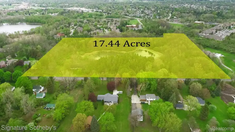 6 Mccandlish Road, Grand Blanc, MI 48439 - #2