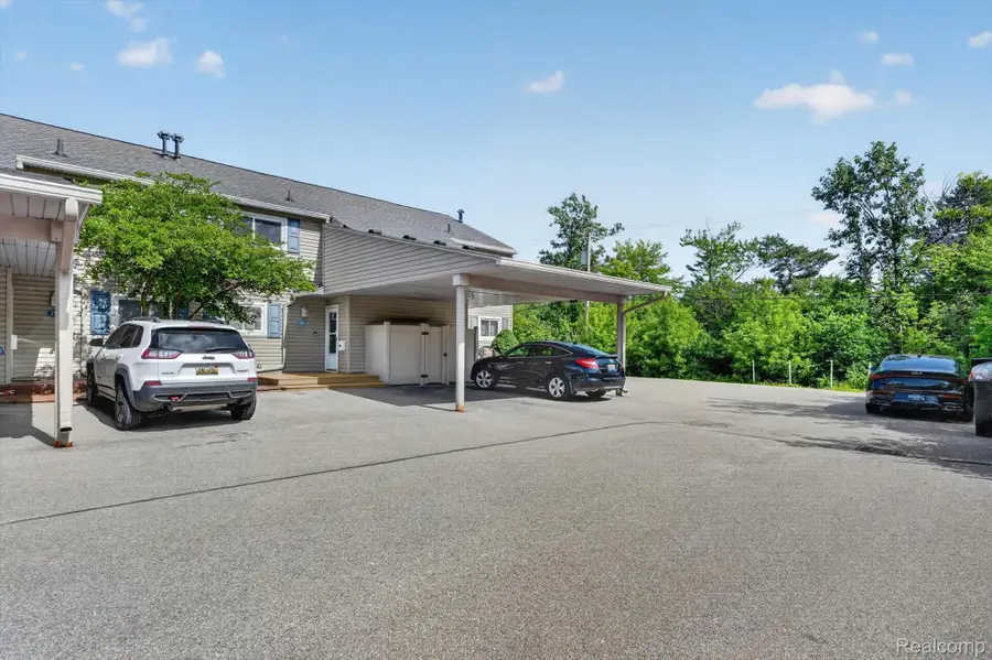 761 Kirts Boulevard, Troy, MI 48084 - #2