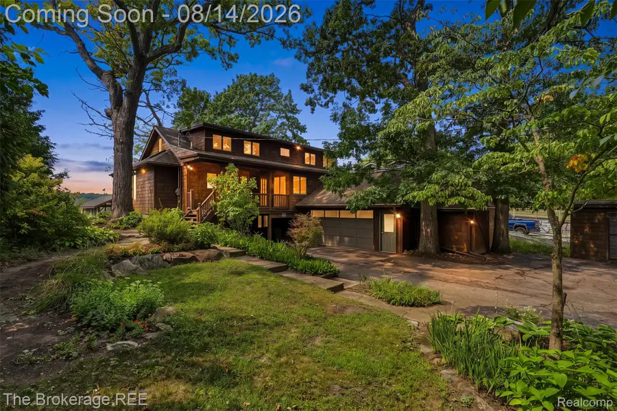 3845 Dorothy Lane, Waterford, MI 48329 - #3