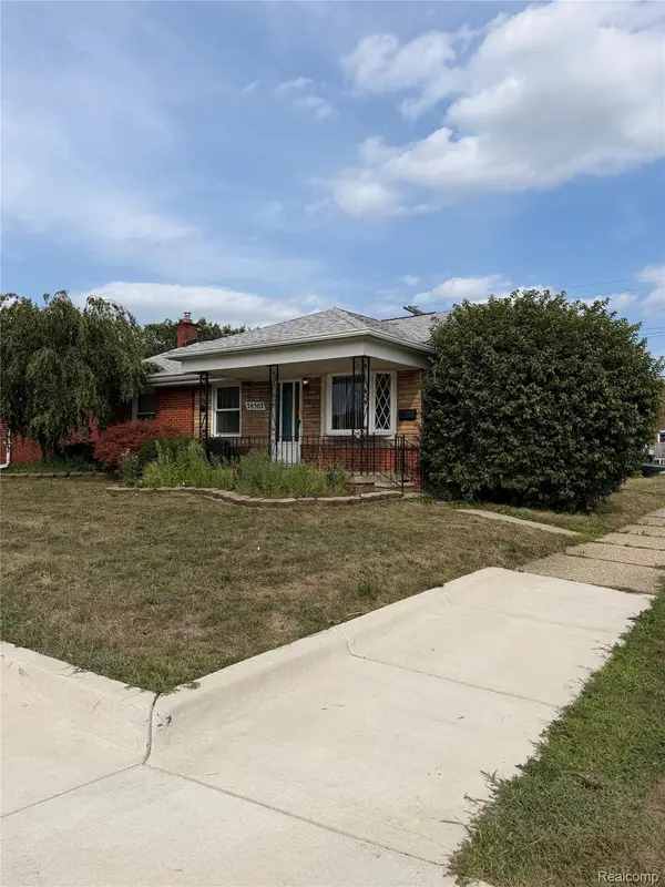28302 Edward Street, Roseville, MI 48066