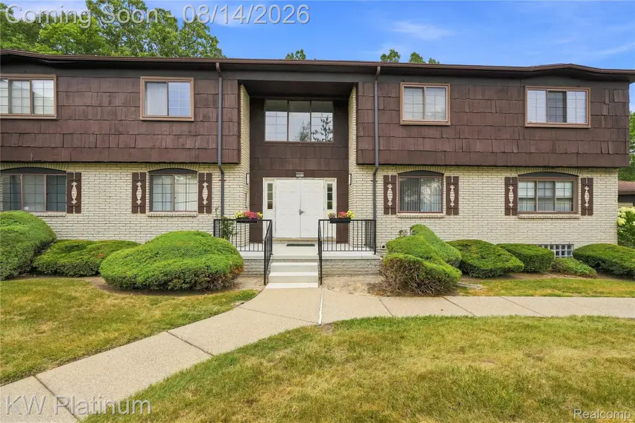 29990 Wildbrook Dr, #203, Southfield, MI 48034 - #2