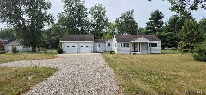 2751 Mann Road, Waterford, MI 48329 - #2