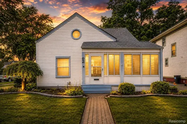 92 Lincoln Street, MtClemens, MI 48043