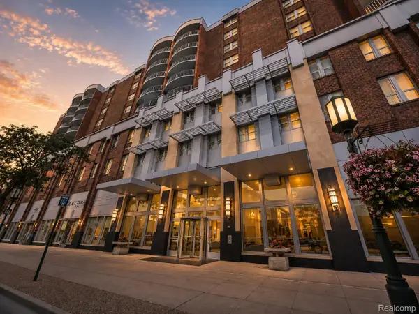 411 S Old Woodward Avenue #1011, Birmingham, MI 48009