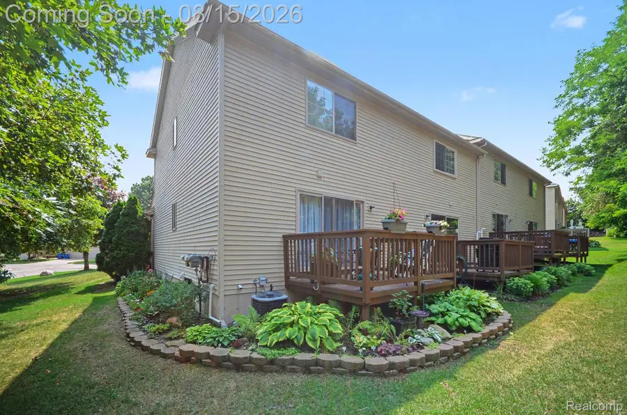 7142 Lavender Lane, Waterford, MI 48327 - #2