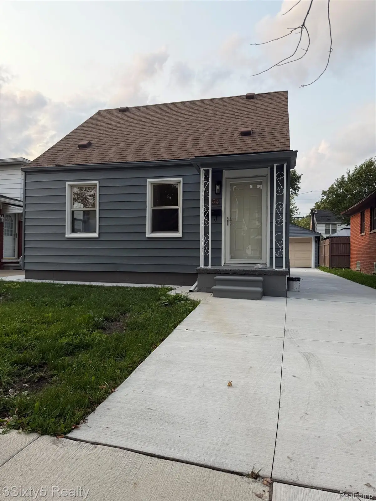 734 Highland Street, Wyandotte, MI 48192 - #1