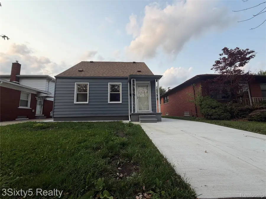 734 Highland Street, Wyandotte, MI 48192 - #3