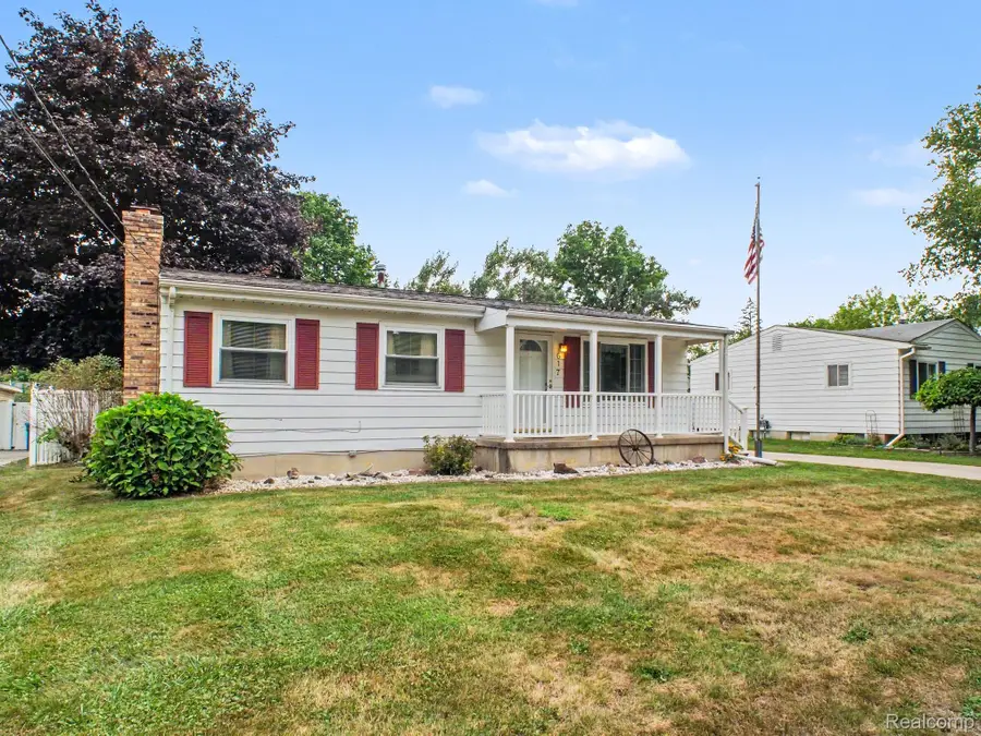 617 Aldrich Street, Linden, MI 48451 - #3
