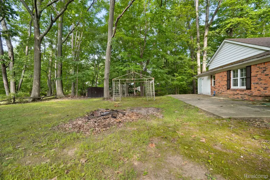 23640 Oak Glen Drive, Southfield, MI 48033 - #3