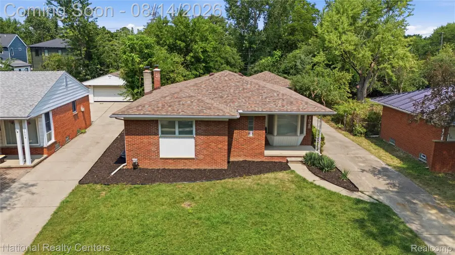 1928 Cresthill Avenue, Royal Oak, MI 48073 - #3