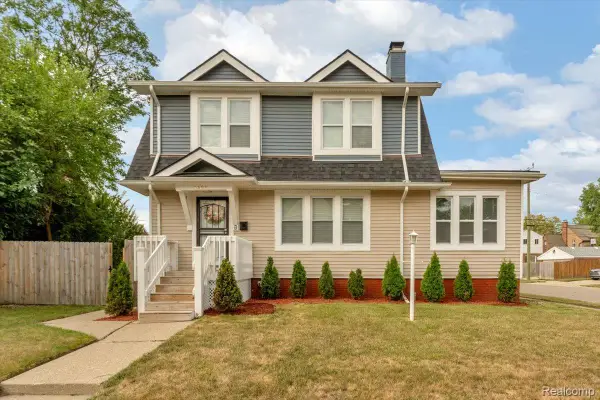 3495 Chatsworth Street, Detroit, MI 48224