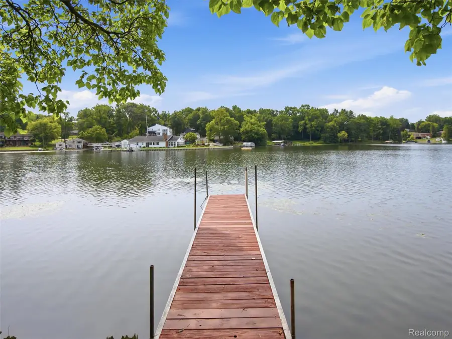 7389 Selma Drive, Fenton, MI 48430 - #2