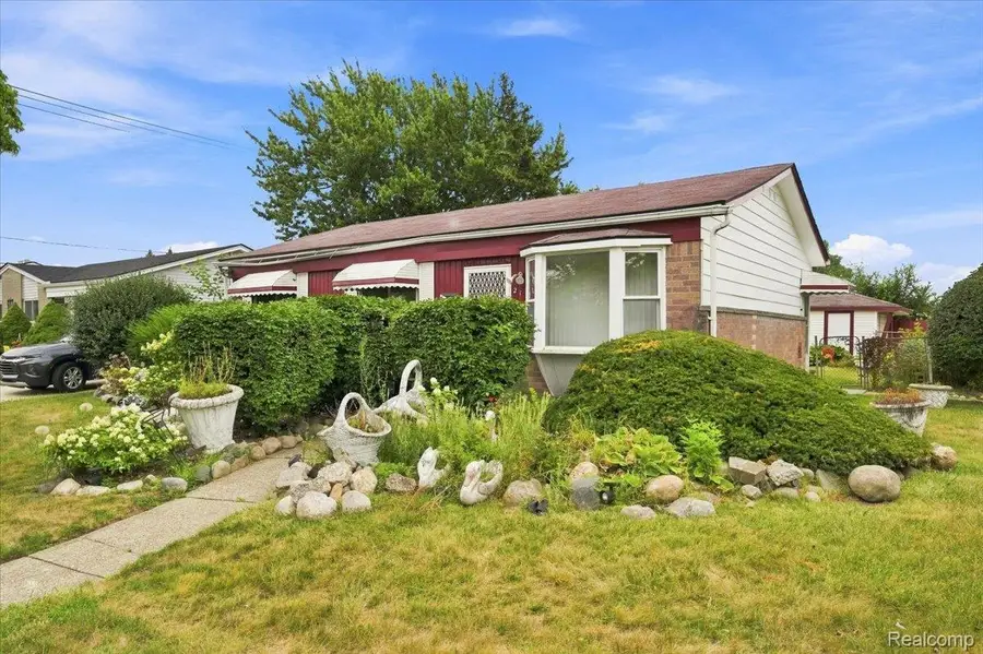 218 Gage Street, Pontiac, MI 48342 - #3