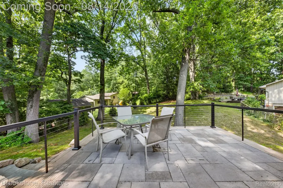 4998 Tiohero Boulevard, Clarkston, MI 48348 - #3