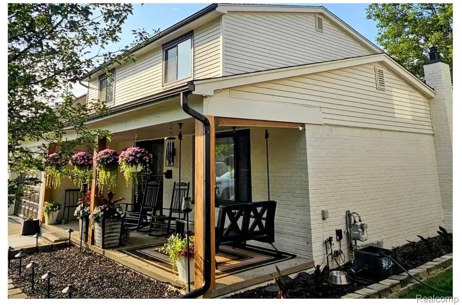 13178 Leech Drive, Sterling Heights, MI 48312 - #2