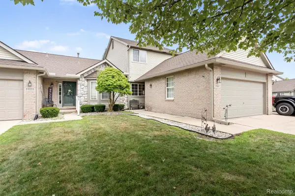 22897 Woodcreek Drive, Taylor, MI 48180