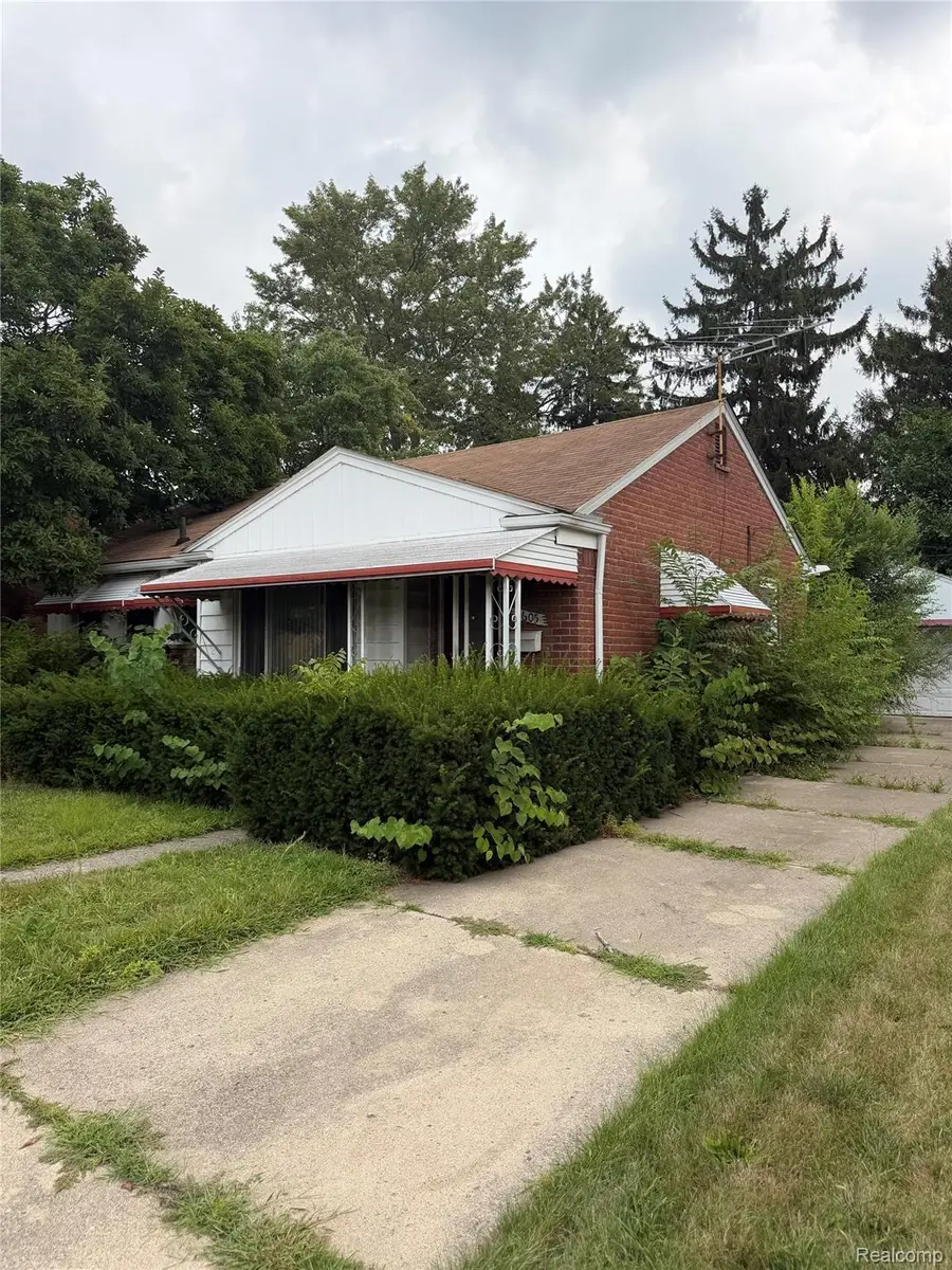 3605 Syracuse Street, Dearborn, MI 48124 - #2