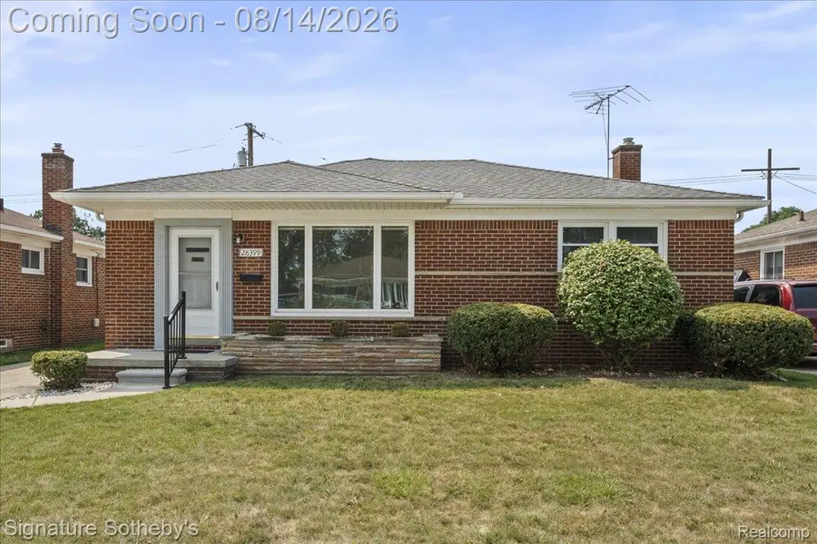 28399 Palmer Boulevard, Madison Heights, MI 48071 - #2