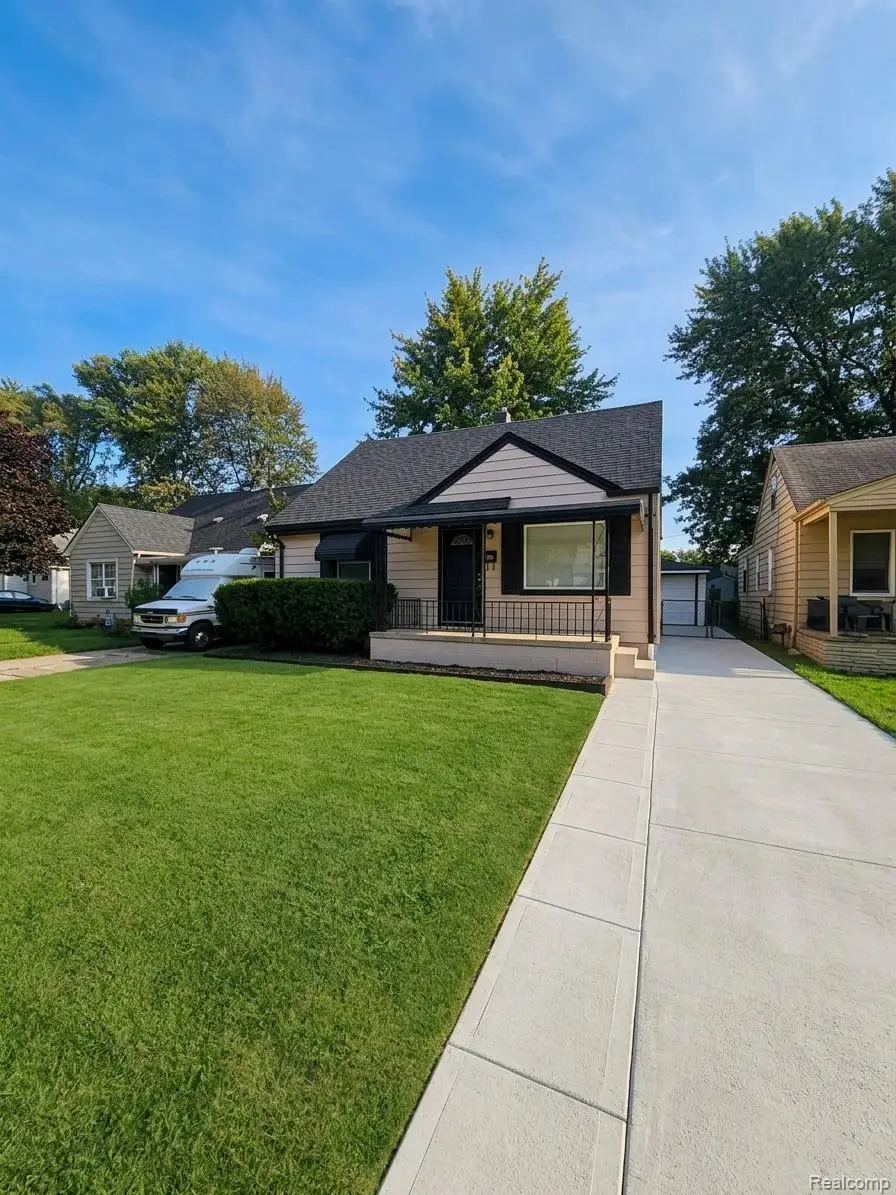 12760 Sarsfield Avenue, Warren, MI 48089 - #2