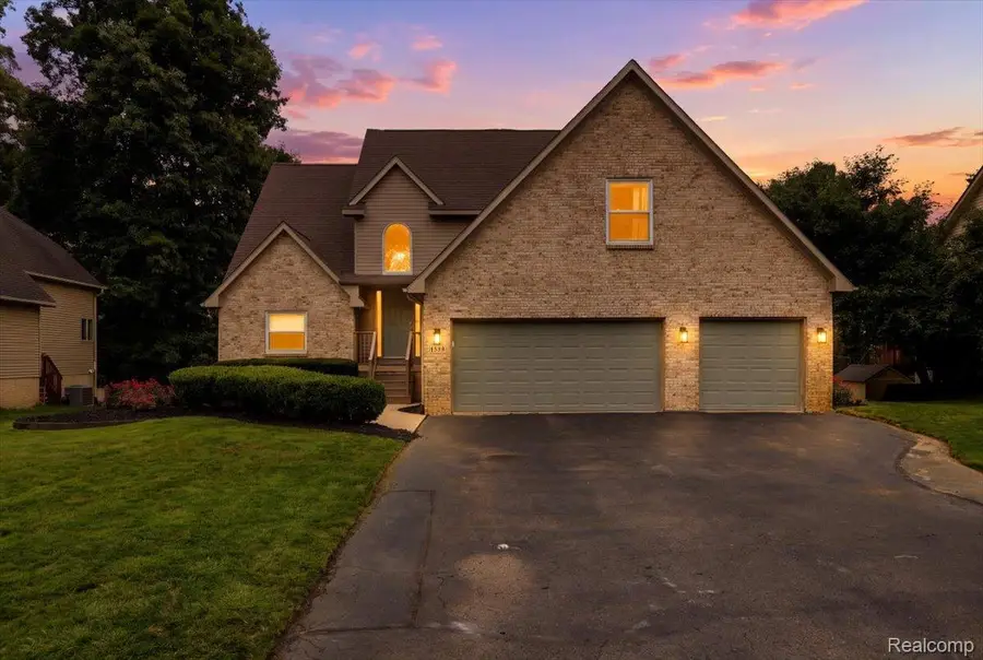 1393 Remsing Street, Hartland, MI 48353 - #2
