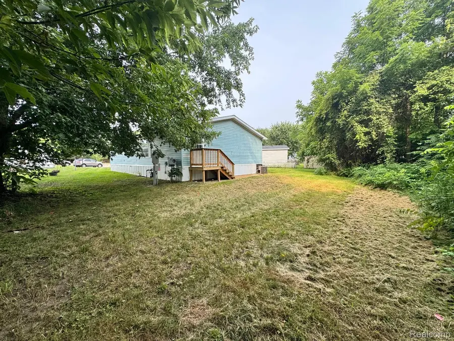 6271 Tonto Court, Flint, MI 48506 - #2