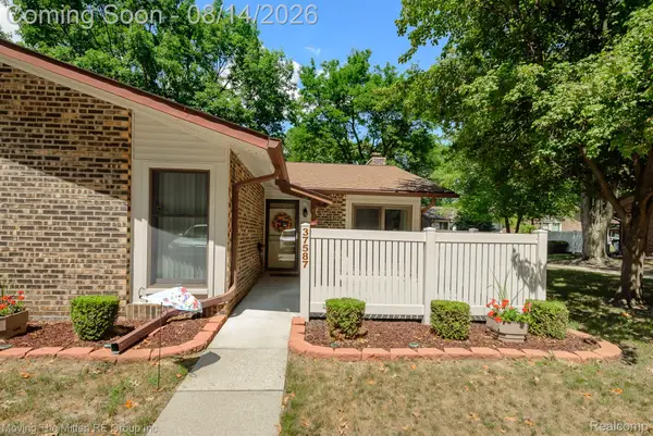37587 Barkridge Circle, Westland, MI 48185