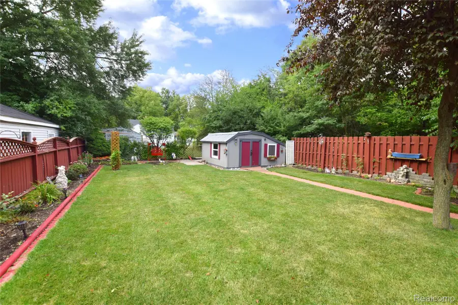 3709 Arlene Avenue, Flint, MI 48532 - #2