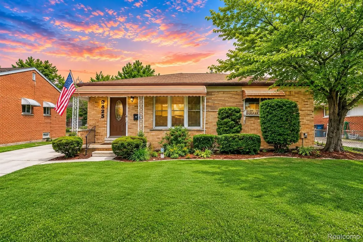 8435 Francine Street, Warren, MI 48093 - #1