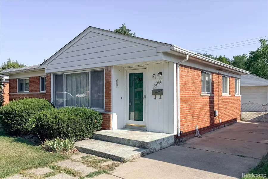 24433 Champaign Street, Taylor, MI 48180 - #3