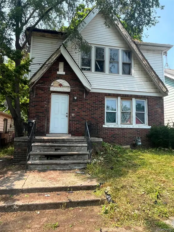 17447 Arlington Street, Detroit, MI 48212