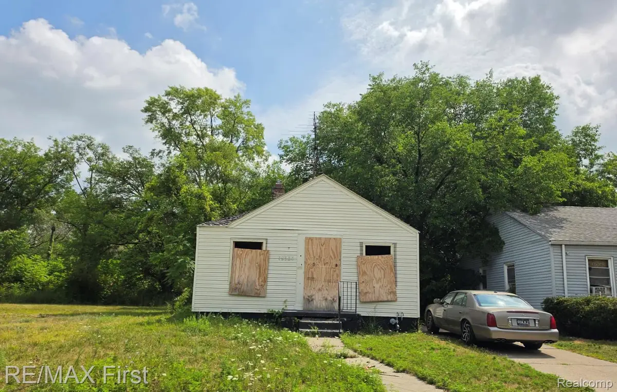 19384 Dresden Street, Detroit, MI 48205 - #1