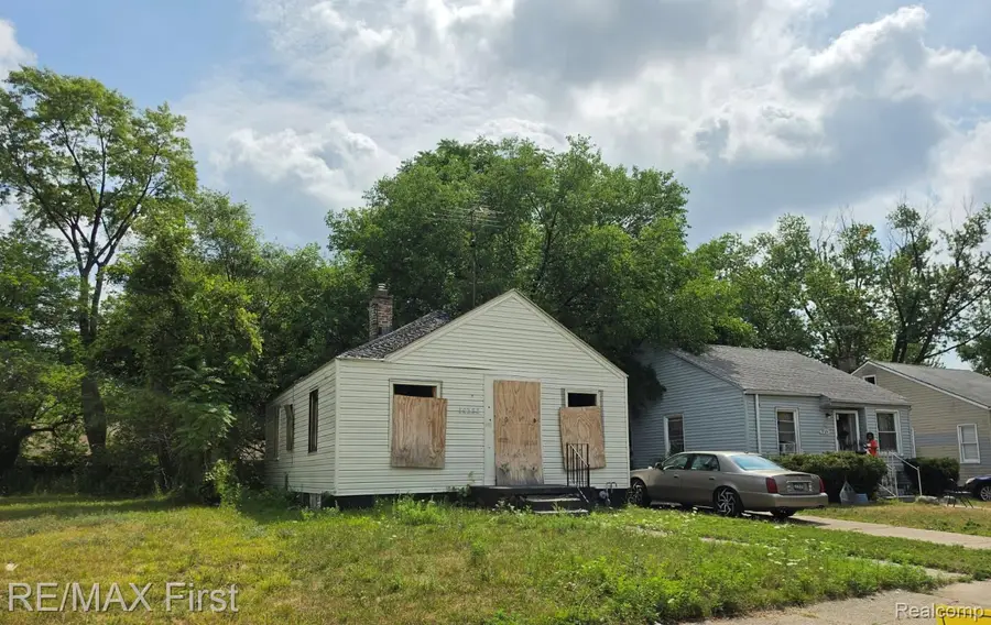 19384 Dresden Street, Detroit, MI 48205 - #2