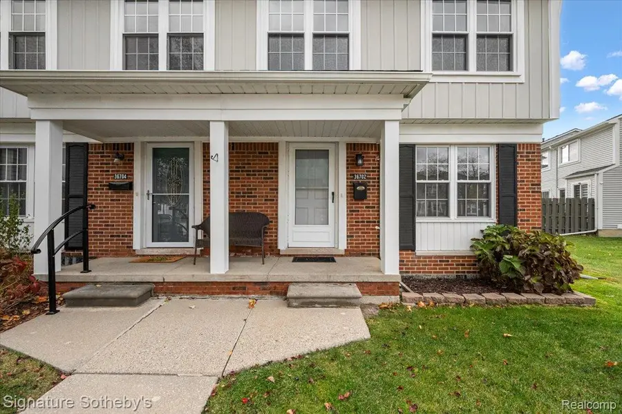 36702 Park Place Drive, Sterling Heights, MI 48310 - #3
