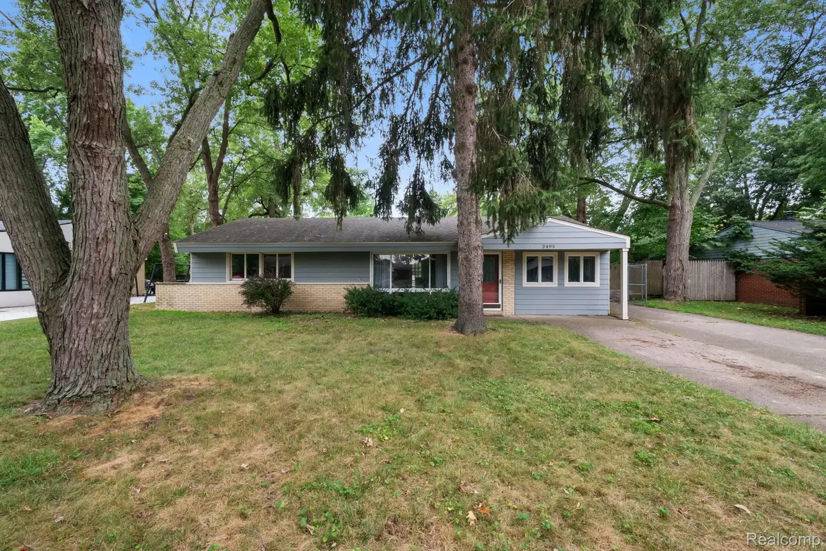 2495 Walce Drive, West Bloomfield, MI 48324 - #1