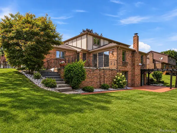 22520 Vacri Lane, FarmingtonHills, MI 48335