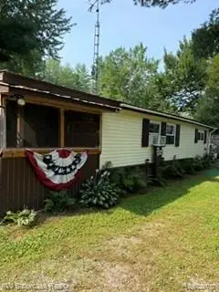 271 W Cherry Creek Road, Mio, MI 48647