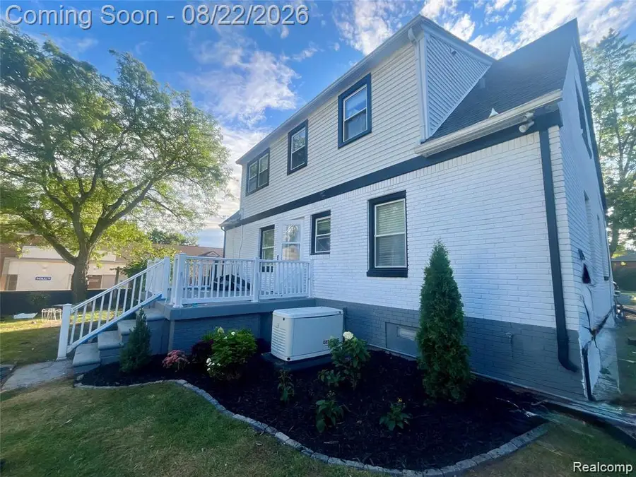 1228 N Main Street, Rochester, MI 48307 - #2