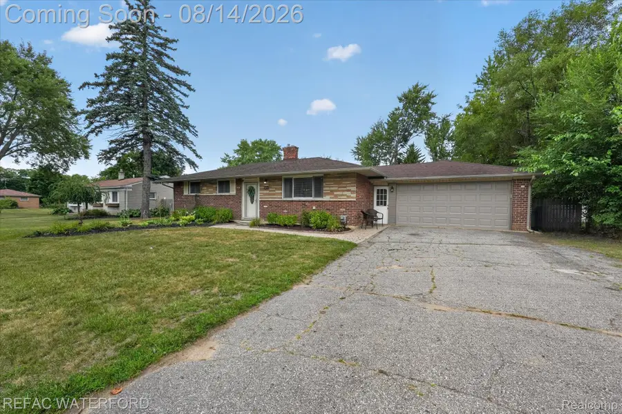 3476 Levee Street, Waterford, MI 48329 - #3